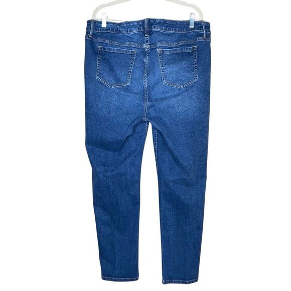 Torrid Boyfriend Straight Medium Wash Jeans Size 18T - Picture 2 of 8